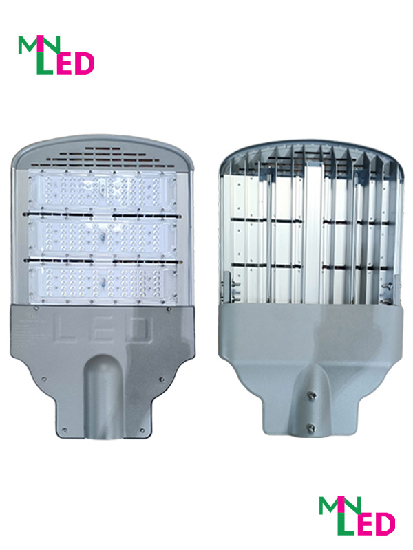 giá đèn năng lượng mặt trời 60w